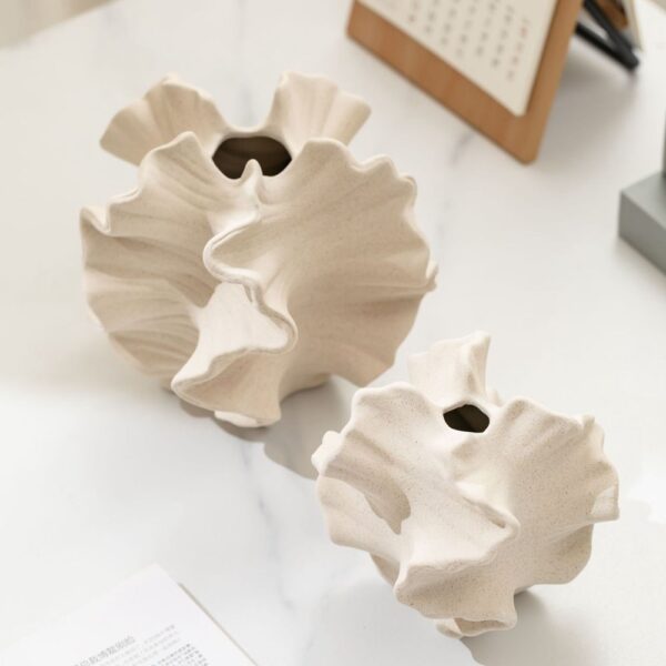 Ceramic coral Vase - Image 4