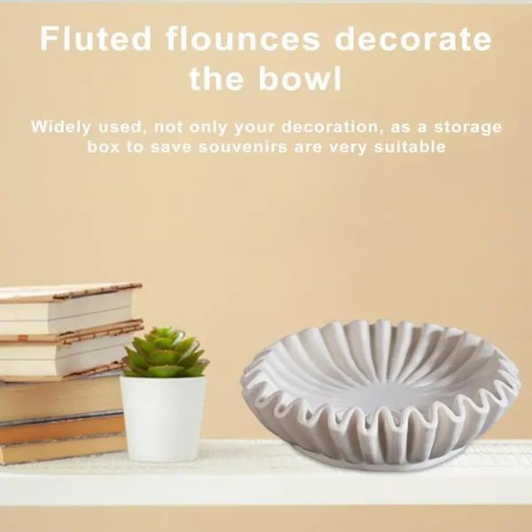 Elegant ruffle decorative bowl - Image 3